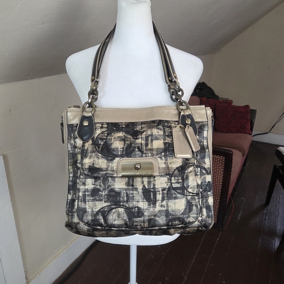 Coach Tote Bag Metallic Gold Black Signature Canvas Leather E-1193-18259 - Picture 1 of 16